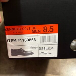 Kenneth Cole men’s loafer size 8.5.  Brand new location.
